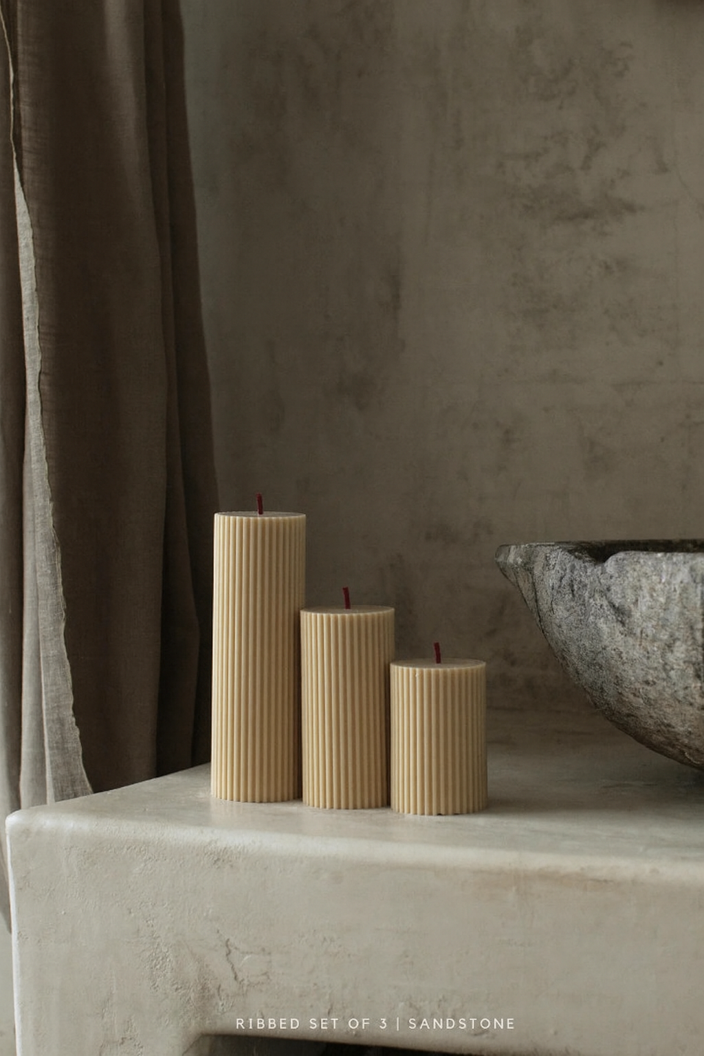 RIBBED CANDLE