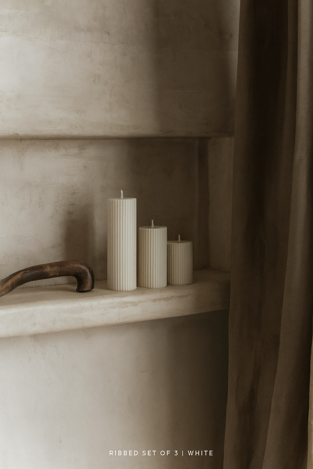 RIBBED CANDLE