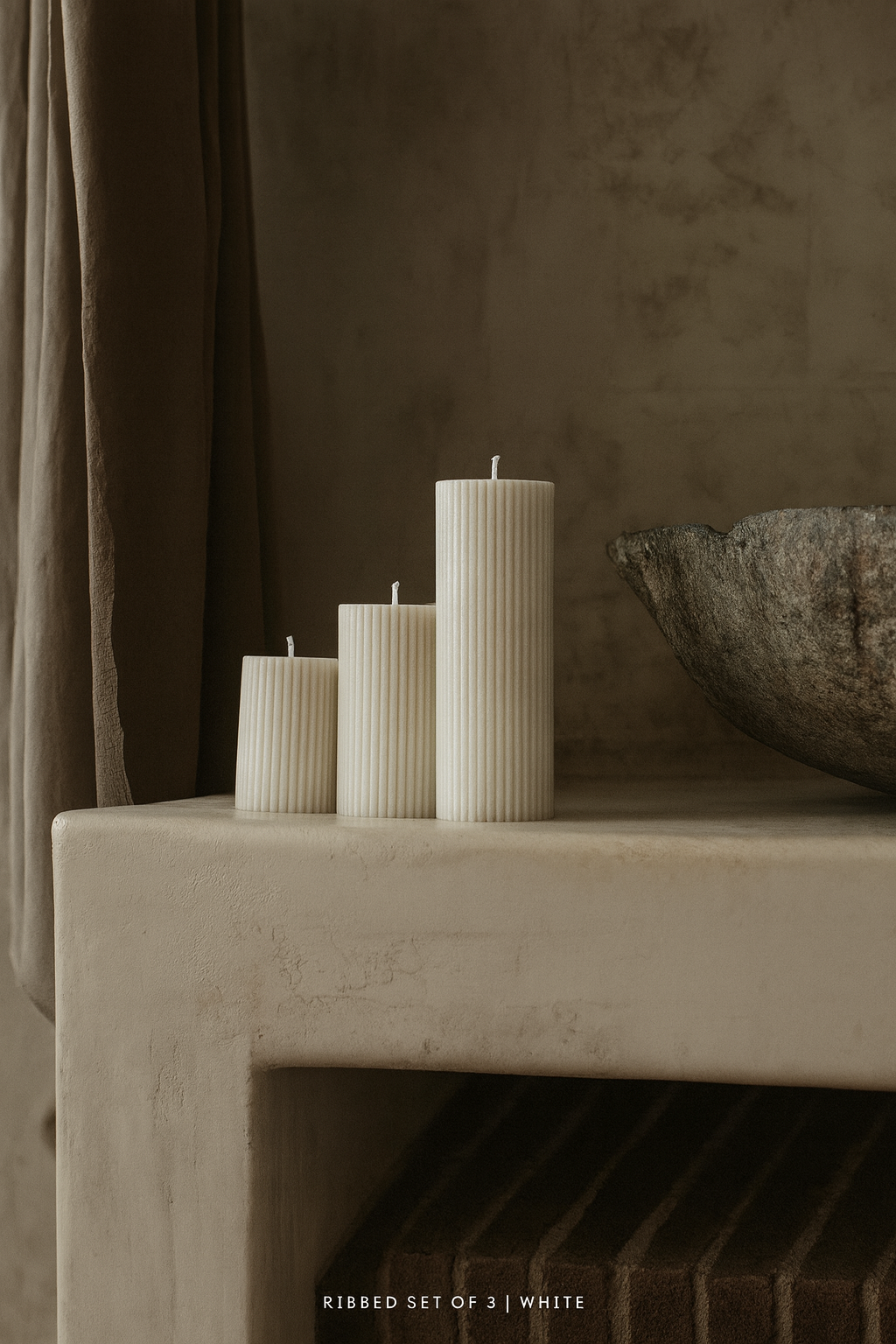 RIBBED CANDLE