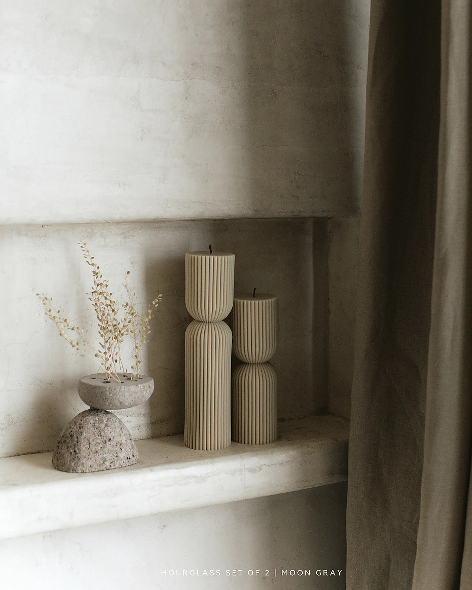 HOURGLASS PILLAR CANDLE