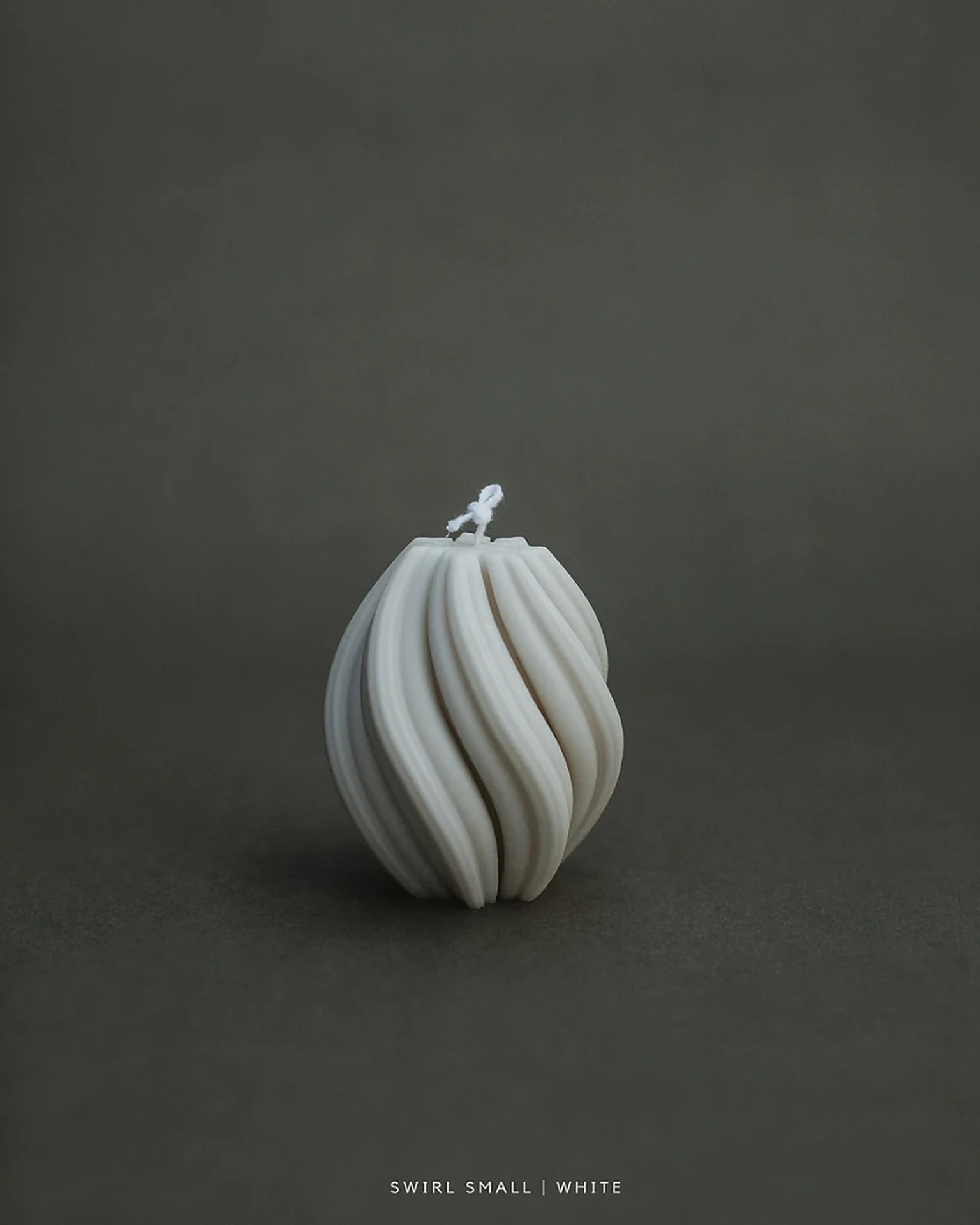SWIRL CANDLE